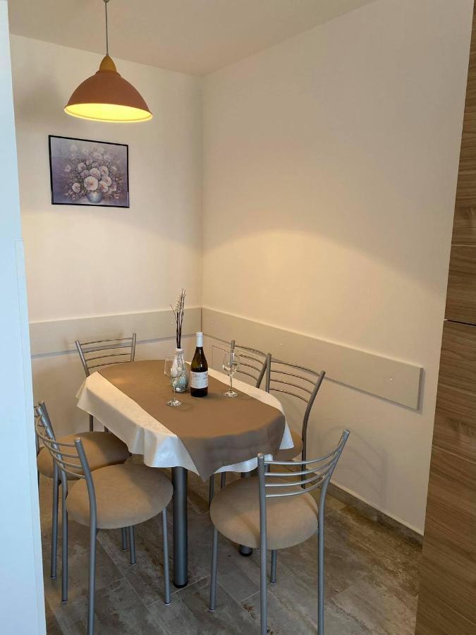 Apartmani Justic Njivice Kültér fotó