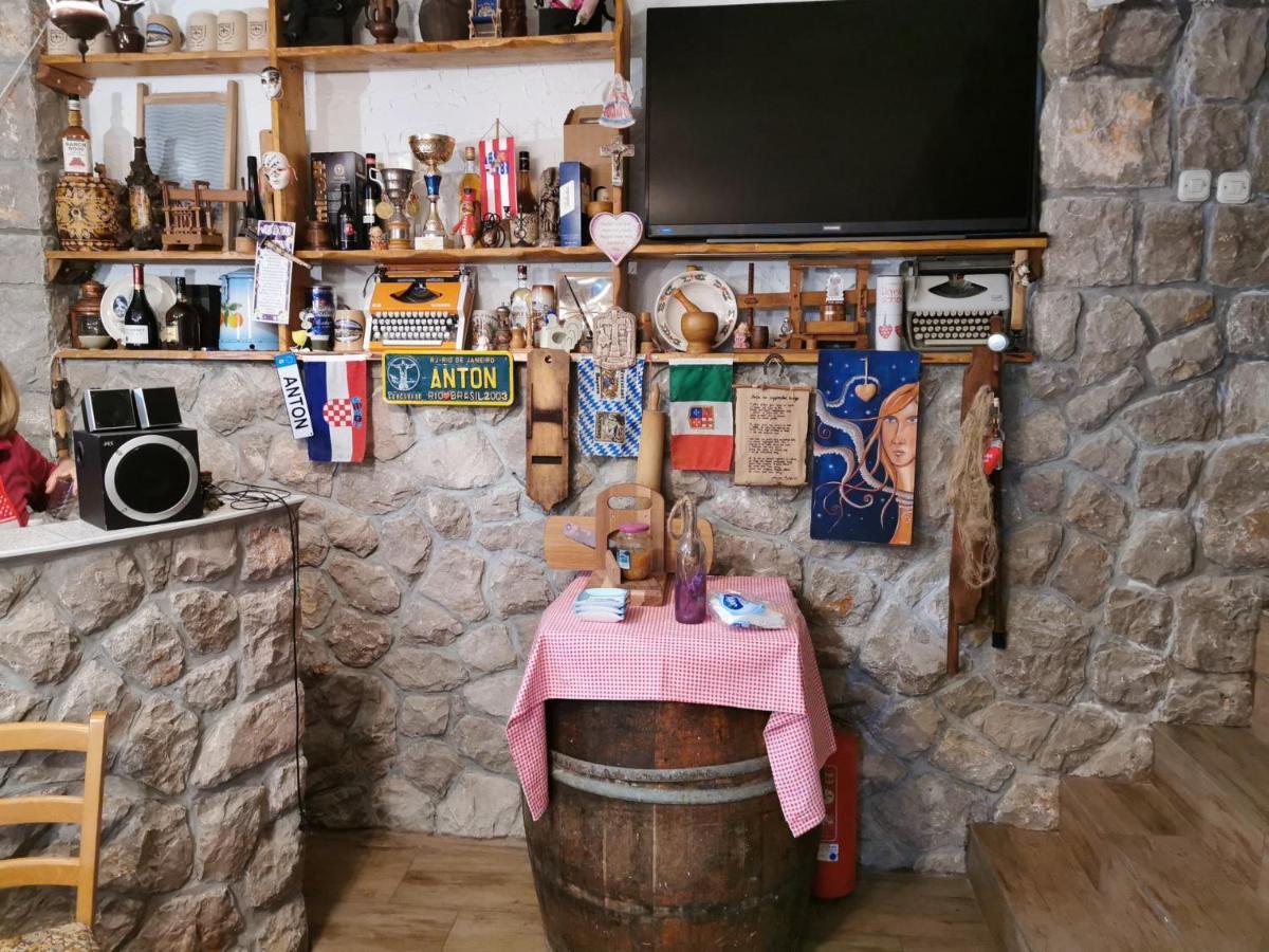 Apartmani Justic Njivice Kültér fotó