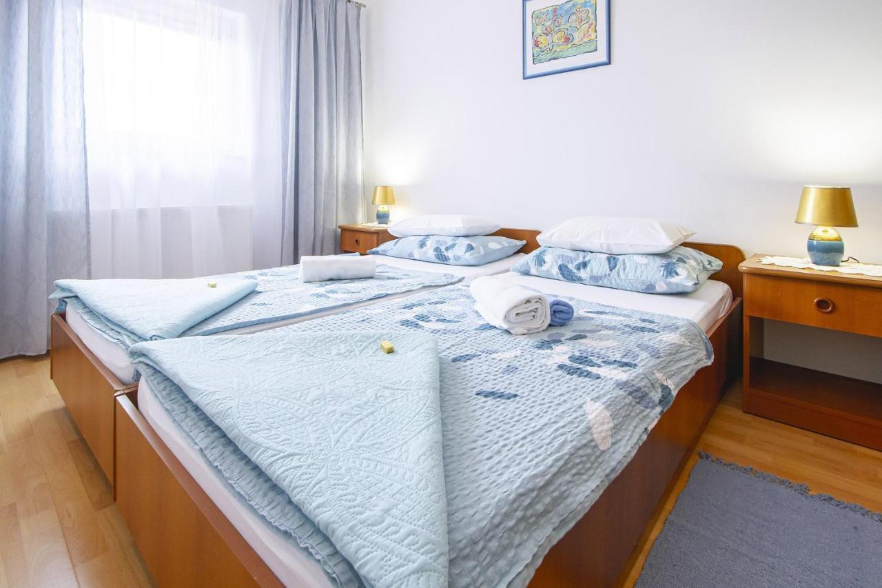 Apartmani Justic Njivice Kültér fotó