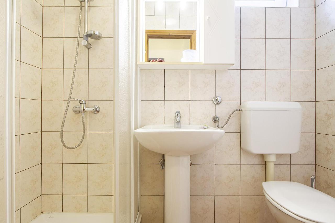 Apartmani Justic Njivice Kültér fotó